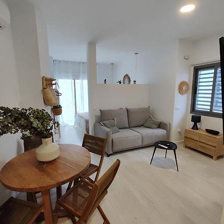 Apartamento Dos Aceras Malaga Exterior photo